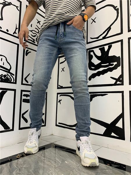 2019 fw new arrival brand designer men denim jeans embroidery pants fashion holes trousers us size 28-38v1, Blue
2019 fw new arrival brand designer men denim jeans embroidery pants fashion holes trousers us size 28-38v1, Blue