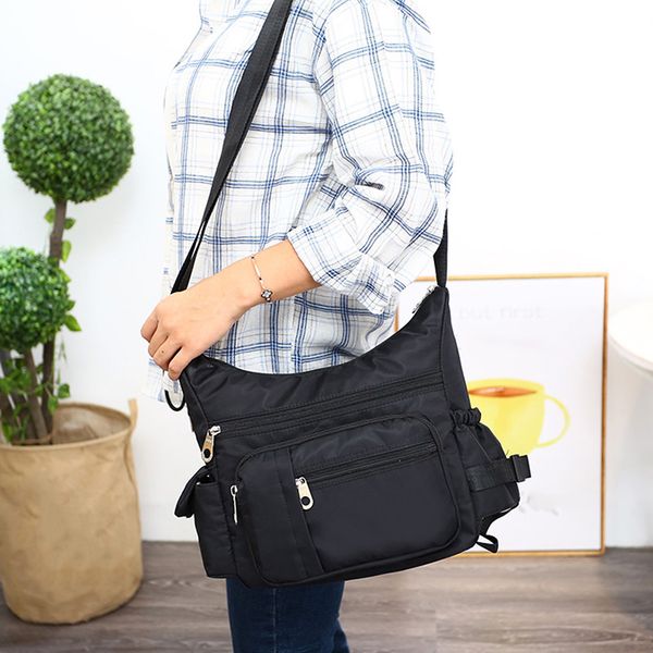 waterproof women nylon oxford handbag shoulder bag large capacity style crossbody casual messenger bag bolsa femme
waterproof women nylon oxford handbag shoulder bag large capacity style crossbody casual messenger bag bolsa femme