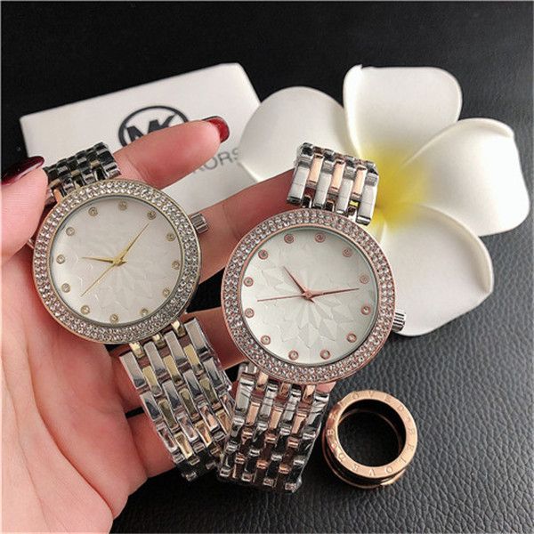 37.8mm luxury mens watches animal michael dial silicone strap analog quartz automatic watch, Slivery;black
37.8mm luxury mens watches animal michael dial silicone strap analog quartz automatic watch, Slivery;black