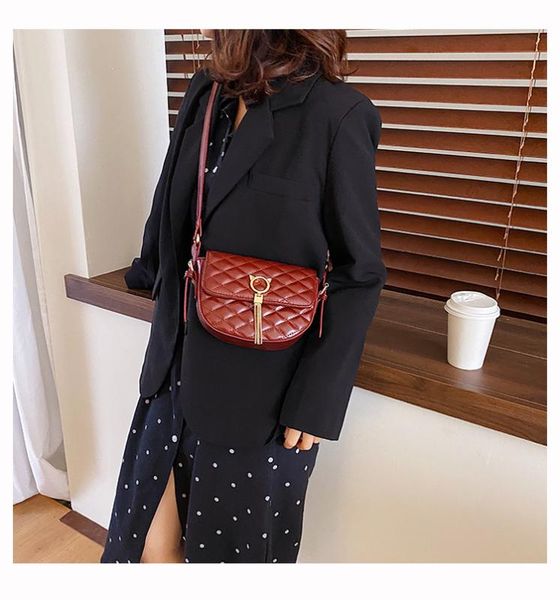 2020 new women's bags wild cross-body portable women's bags business universal ins style
2020 new women's bags wild cross-body portable women's bags business universal ins style