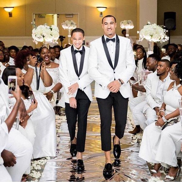 black shawl lapel white men tuxedos groom wedding suits 2piece slim fit terno masculino man blazer costume homme mariage, White;black
black shawl lapel white men tuxedos groom wedding suits 2piece slim fit terno masculino man blazer costume homme mariage, White;black