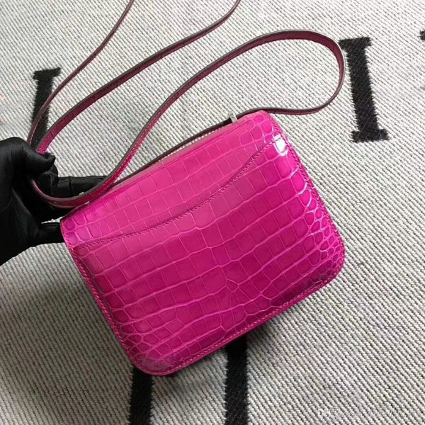 zp 19cm new european classic luxury style shoulder bag small princess solid noble temperament leather production paris supermodel show
zp 19cm new european classic luxury style shoulder bag small princess solid noble temperament leather production paris supermodel show