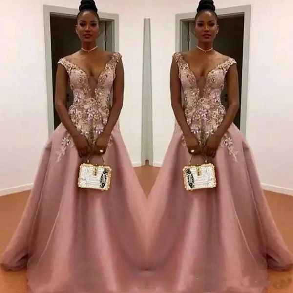 Dusty Pink A Line Prom Dresses South African Sheer Neck Flora Appliques Evening Gowns Floor Length Zipper Back Formal Party Dress
Dusty Pink A Line Prom Dresses South African Sheer Neck Flora Appliques Evening Gowns Floor Length Zipper Back Formal Party Dress