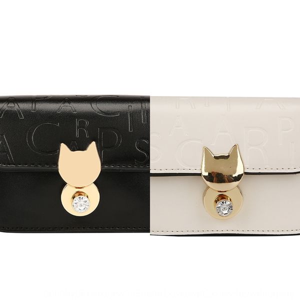 children's postman small square messenger female 2020 lock chain small square bag all-match change accessory bag fashion
children's postman small square messenger female 2020 lock chain small square bag all-match change accessory bag fashion