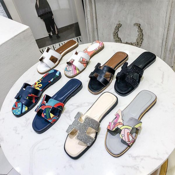 2019h fashion ladies sandals slippers european and american women genuine leather flat sandals summer new high-end fashion slippers lll
2019h fashion ladies sandals slippers european and american women genuine leather flat sandals summer new high-end fashion slippers lll