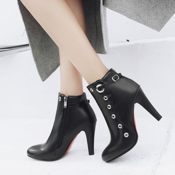 oversized boots women shoes ankle boots for women ladies side zipper with willow belt buckle, Black
oversized boots women shoes ankle boots for women ladies side zipper with willow belt buckle, Black