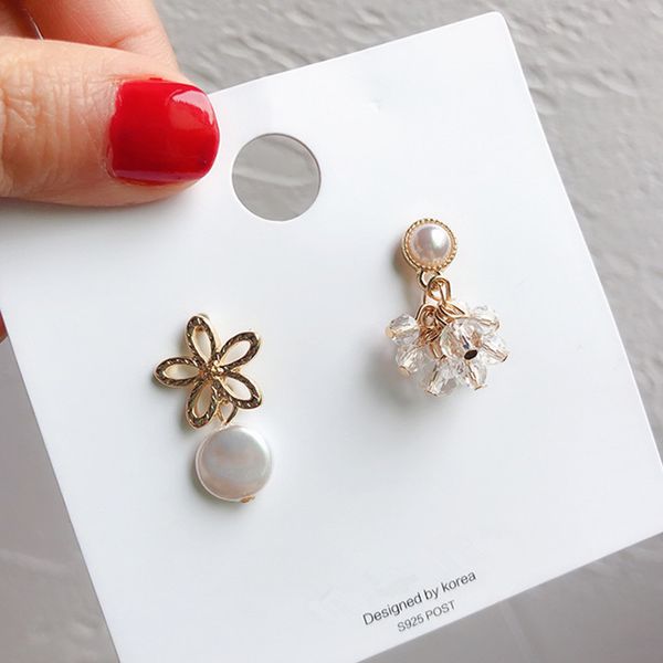 new sweet korean asymmetry hollow flower pearl drop earrings trendy charm crystal women girls pendientes mujer moda gift, Silver
new sweet korean asymmetry hollow flower pearl drop earrings trendy charm crystal women girls pendientes mujer moda gift, Silver