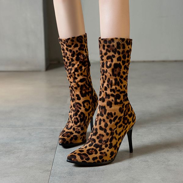 soft flock boots women autumn new pointed toe mid-calf boots high heels short lady black white leopard shoes ladies
soft flock boots women autumn new pointed toe mid-calf boots high heels short lady black white leopard shoes ladies