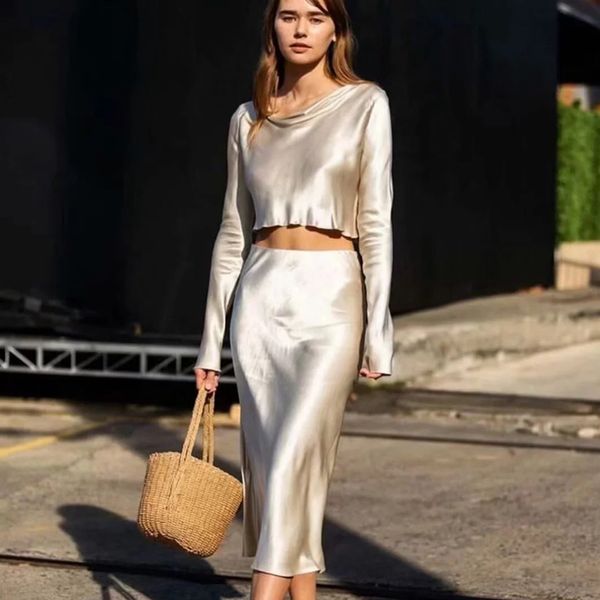 autumn elegant dress women satin simulation silk long-sleeved shirt 2020 satin casual elegant suit long dresses two piece, Black;gray
autumn elegant dress women satin simulation silk long-sleeved shirt 2020 satin casual elegant suit long dresses two piece, Black;gray