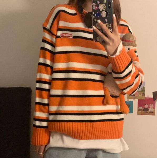 new women's loose striped stitching round neck long sleeve sweater, White;black
new women's loose striped stitching round neck long sleeve sweater, White;black