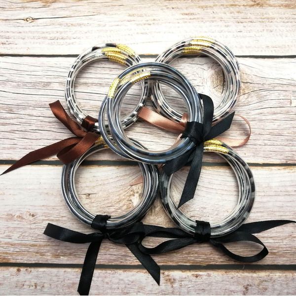 65mm 5pcs/ set all weather cheetah leopard faux leather tube jelly bangle bracelet set women bowknot filled stacked jelly bangles bracelets, Golden;silver
65mm 5pcs/ set all weather cheetah leopard faux leather tube jelly bangle bracelet set women bowknot filled stacked jelly bangles bracelets, Golden;silver