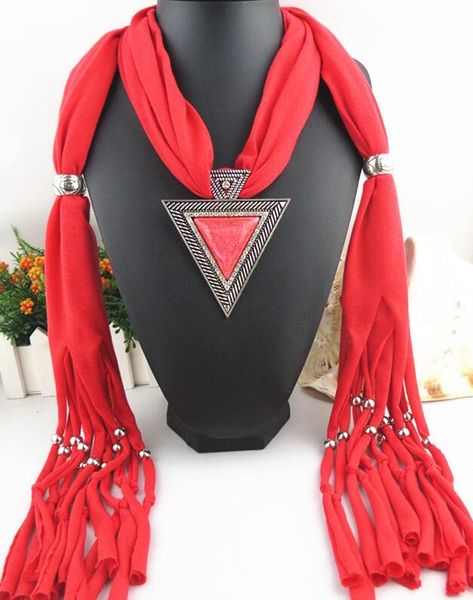 resin rhinestone necklaces pendants scarf wrap party bridal choker necklace women atmospheric triangle pendant scarf, Silver
resin rhinestone necklaces pendants scarf wrap party bridal choker necklace women atmospheric triangle pendant scarf, Silver