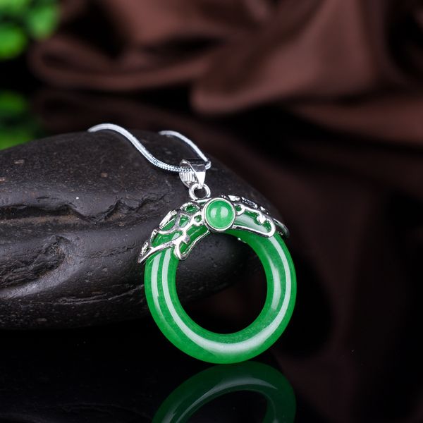 jade ring pingbutton pendant womens 925 silver inlaid transfer jade pendant
jade ring pingbutton pendant womens 925 silver inlaid transfer jade pendant