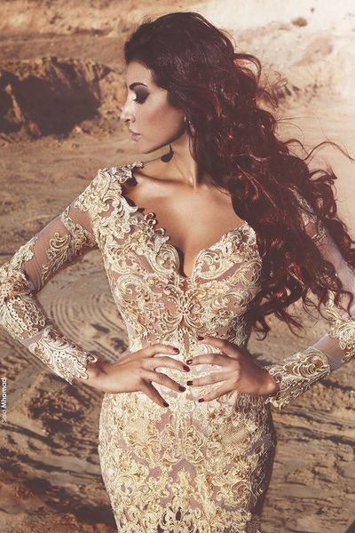 exquisite lace applique wedding dresses said mhamad v-neck see through long sleeve mermaid wedding dress organza court train bridals gown, White
exquisite lace applique wedding dresses said mhamad v-neck see through long sleeve mermaid wedding dress organza court train bridals gown, White