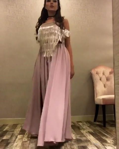 2019 prom dresses rusty pink fairy floor length party a-line evening dress with off shoulder blingbling beaded tasseled cape, Black;red
2019 prom dresses rusty pink fairy floor length party a-line evening dress with off shoulder blingbling beaded tasseled cape, Black;red
