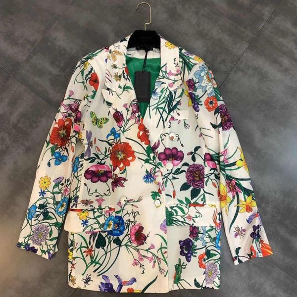 2019 real polyester jacket casaco feminino ladies coat lapel long sleeve retro print single piece suit women's clothing, Black;brown
2019 real polyester jacket casaco feminino ladies coat lapel long sleeve retro print single piece suit women's clothing, Black;brown