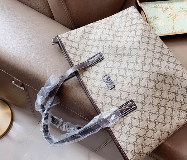 дизайнер тотализаторов классический хозяйственная сумка top brand роскошные сумки кошелек мода женские сумки кошелек плеча мешки 32x33cm, Black
дизайнер тотализаторов классический хозяйственная сумка top brand роскошные сумки кошелек мода женские сумки кошелек плеча мешки 32x33cm, Black
