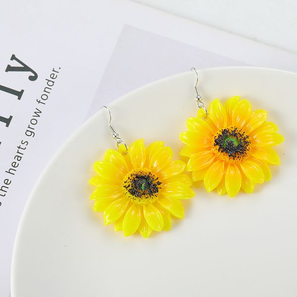 new sun flower sunflower earrings stainless steel stud 15mm 18mm resin cabochon earrings for women jewelry gift, Golden;silver
new sun flower sunflower earrings stainless steel stud 15mm 18mm resin cabochon earrings for women jewelry gift, Golden;silver