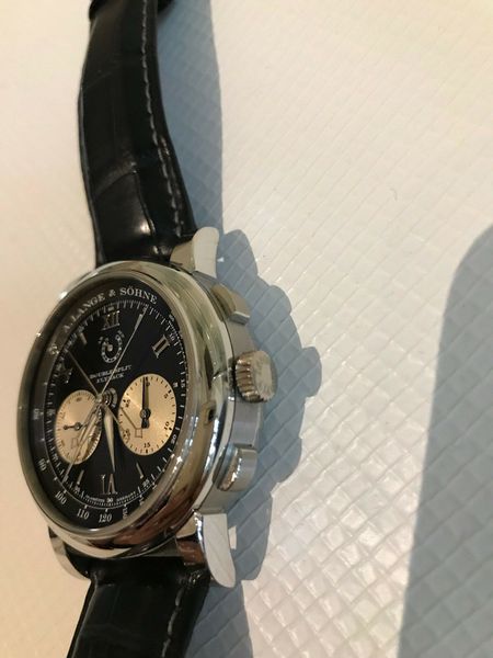 2020 designer luxury double chasing hands chronograph series watch male platinum black dial 404.035, Slivery;brown
2020 designer luxury double chasing hands chronograph series watch male platinum black dial 404.035, Slivery;brown