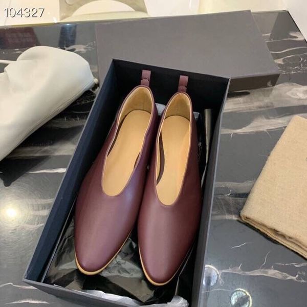 classic luxury designer fisherman shoes real lambskin women summer loafers leather casual woman shoes flat shoes, Black
classic luxury designer fisherman shoes real lambskin women summer loafers leather casual woman shoes flat shoes, Black