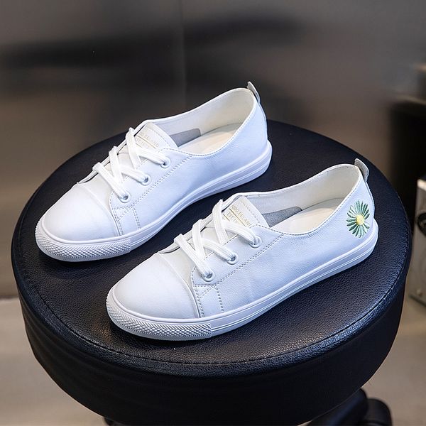 genuine leather women sneakers soft bottom flats antiskid white shoes low lace-up casual boat shoes z100, Black
genuine leather women sneakers soft bottom flats antiskid white shoes low lace-up casual boat shoes z100, Black