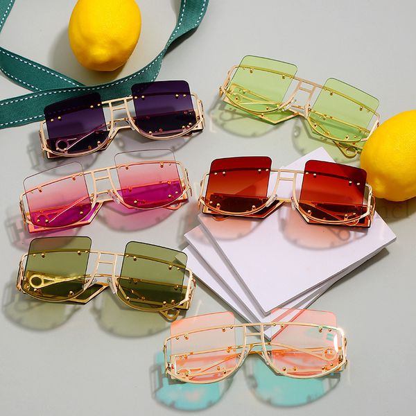 luxury retro frameless hip hop sunglasses men women brand design metal small frame girl party sun glasses uv400 2019 new nx, White;black
luxury retro frameless hip hop sunglasses men women brand design metal small frame girl party sun glasses uv400 2019 new nx, White;black