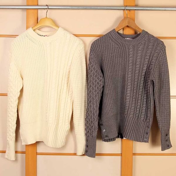 fashion tb 2020 brand twist sweaters men striped o-neck pullovers male spliced wool thick winter casual knitted clothing, White;black
fashion tb 2020 brand twist sweaters men striped o-neck pullovers male spliced wool thick winter casual knitted clothing, White;black