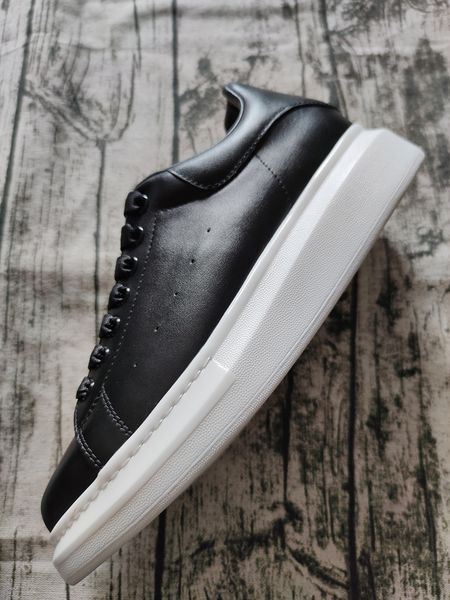 luxury mens casual shoes lace up designer comfort pretty girl women sneakers casual leather shoes men womens trainers 2019 new logo, Black
luxury mens casual shoes lace up designer comfort pretty girl women sneakers casual leather shoes men womens trainers 2019 new logo, Black
