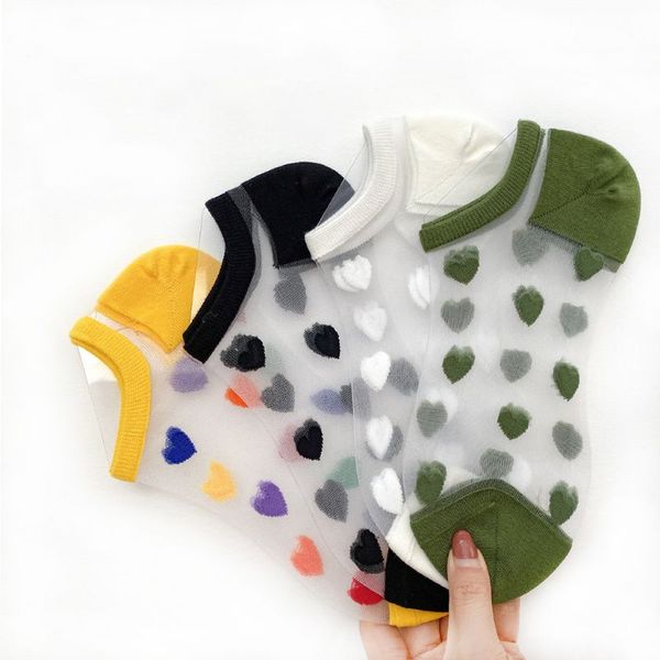 1 pair women summer socks slippers short solid color fiber short boat socks summer thin inble, Black;white
1 pair women summer socks slippers short solid color fiber short boat socks summer thin inble, Black;white