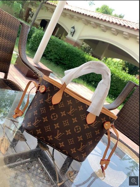 new fashion women handbags famous gold chain shoulder bags crossbody soho bag disco shoulder bag purse wallet 6 colors share
new fashion women handbags famous gold chain shoulder bags crossbody soho bag disco shoulder bag purse wallet 6 colors share