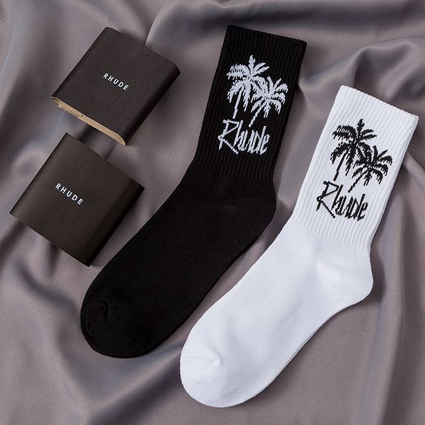 rhude fashion brand socks for men women skateboards striped middle long hip hop fashion designer socks, Black
rhude fashion brand socks for men women skateboards striped middle long hip hop fashion designer socks, Black