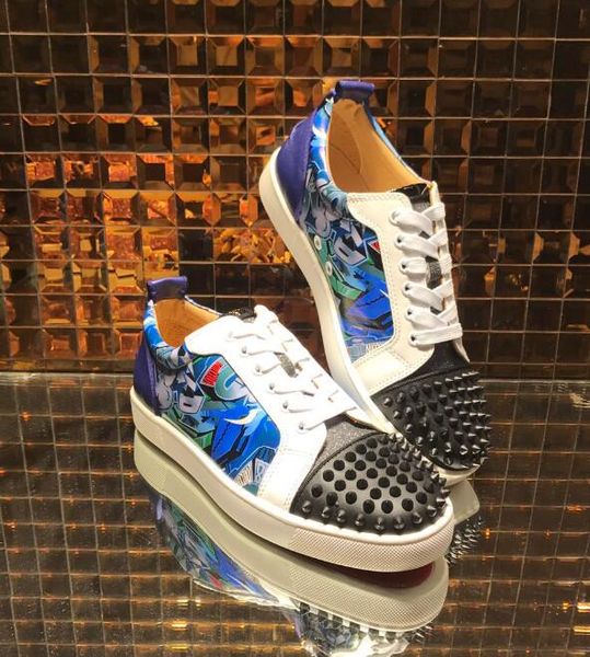 Perfect Gift Luxury Designer Low Top Junior Spikes Orlato Casual Walking Men's Flat Graffiti Patent Metrograf Red Bottom Sneakers Shoes
Perfect Gift Luxury Designer Low Top Junior Spikes Orlato Casual Walking Men's Flat Graffiti Patent Metrograf Red Bottom Sneakers Shoes