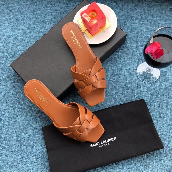 Quality lipper rivet cry tal andal brand de igner of the lide quare head beach hoe luxury 2019 new lipper wome
Quality lipper rivet cry tal andal brand de igner of the lide quare head beach hoe luxury 2019 new lipper wome