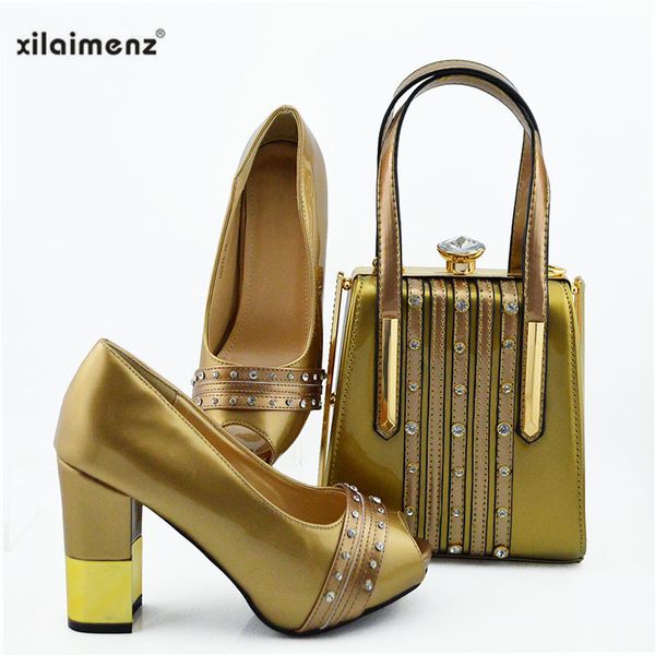 elegant shoe and bag set women african party shoes and bag nigerian shoes with matching bags in gold with shinning crystal, Black
elegant shoe and bag set women african party shoes and bag nigerian shoes with matching bags in gold with shinning crystal, Black