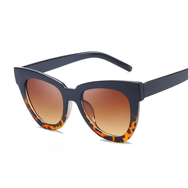 new cat eye women sunglasses tinted color lens vintage shaped sun glasses female eyewear black sunglasses brand designer, White;black
new cat eye women sunglasses tinted color lens vintage shaped sun glasses female eyewear black sunglasses brand designer, White;black