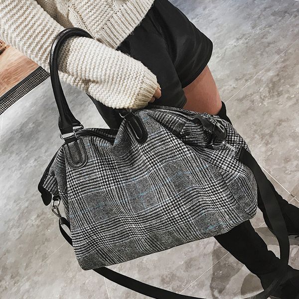 2020 short-distance female portable cylinder luggage bag korean version of large capacity simple travel bag b282
2020 short-distance female portable cylinder luggage bag korean version of large capacity simple travel bag b282