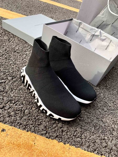 2019 new styles wholesale fashion sock boots snow boots couple fashion casual shoes black flat ankle boots size 35-45
2019 new styles wholesale fashion sock boots snow boots couple fashion casual shoes black flat ankle boots size 35-45