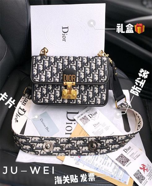 women designer handbag messenger bag oxidizing leather pochette metis elegant shoulder bags crossbody bags shopping purse clutches24*16*
women designer handbag messenger bag oxidizing leather pochette metis elegant shoulder bags crossbody bags shopping purse clutches24*16*