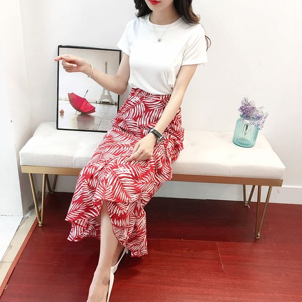 2020 new vintage high waist midi skirts irregular pattern women skirt slim wild women skirt casual chiffon skirts womens, Black
2020 new vintage high waist midi skirts irregular pattern women skirt slim wild women skirt casual chiffon skirts womens, Black
