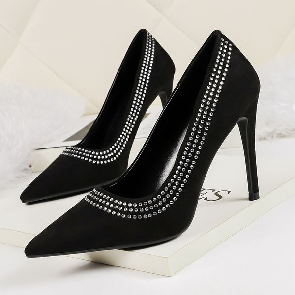 2020 new spring women pumps high thin heel pointed toe crystal party wedding bridal women shoes apricot ladies high heels, Black
2020 new spring women pumps high thin heel pointed toe crystal party wedding bridal women shoes apricot ladies high heels, Black