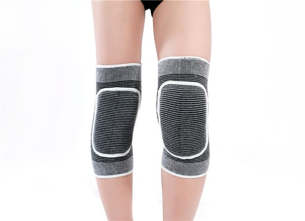 children's knee pads basketball football equipment wristband outdoor sports men and women running football protective gear equipment, Black;gray
children's knee pads basketball football equipment wristband outdoor sports men and women running football protective gear equipment, Black;gray
