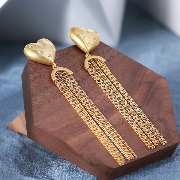 european and american trendy brands long tassels ladies elegant simple earrings earrings, Silver
european and american trendy brands long tassels ladies elegant simple earrings earrings, Silver
