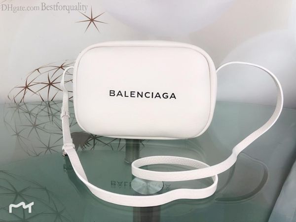 to2019 new listing women shoulder handbag retro fashion high grade imported wrap leatherof
to2019 new listing women shoulder handbag retro fashion high grade imported wrap leatherof