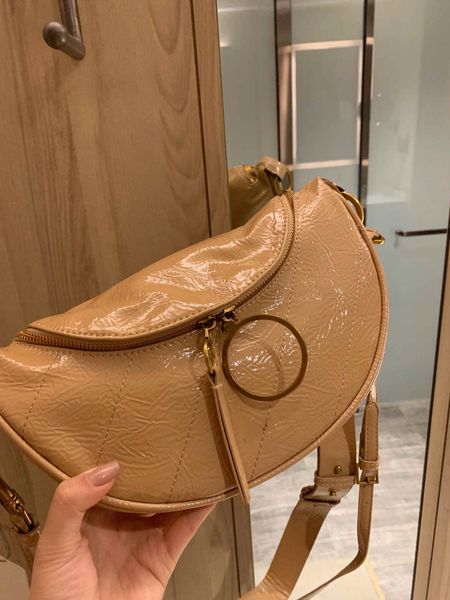 deisigner shoulder bag for women chest pack lady tote chains handbags presbyopic purse messenger bag designer handbags canvas wholesale 24cm
deisigner shoulder bag for women chest pack lady tote chains handbags presbyopic purse messenger bag designer handbags canvas wholesale 24cm
