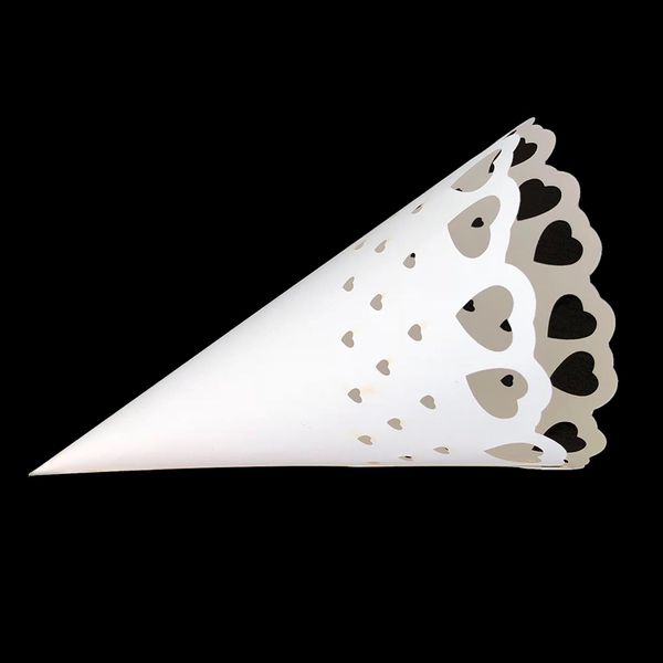 50pcs wedding party confetti cones petal candy placing wedding favors love heart edge border paper cones gift packing paper
50pcs wedding party confetti cones petal candy placing wedding favors love heart edge border paper cones gift packing paper