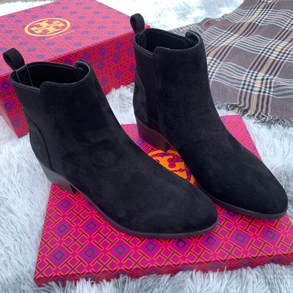 early autumn martin boot female british wind 2019 autumn new with skirts wear boots handsome small boots spring and autumn
early autumn martin boot female british wind 2019 autumn new with skirts wear boots handsome small boots spring and autumn