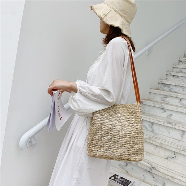 2020 summer new women's woven shoulder bag straw bag ladies bucket portable women large
2020 summer new women's woven shoulder bag straw bag ladies bucket portable women large