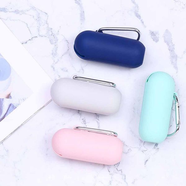 drinking straw with carrying case and cleaning brush for travel home office/collapsible silicone straw reusable foldable
drinking straw with carrying case and cleaning brush for travel home office/collapsible silicone straw reusable foldable