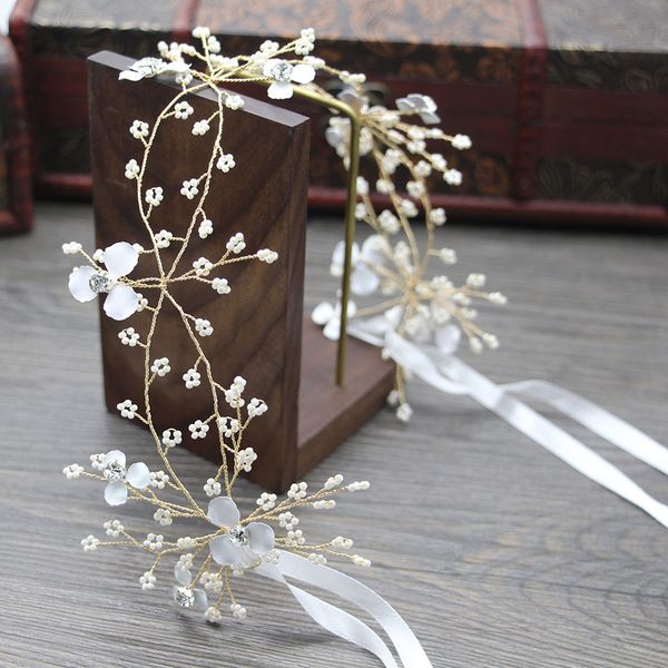 korean bridesmaid headwear manual white flower pearl bride hair take the lead hoop wedding ornaments dinner concise hair decorate, Silver
korean bridesmaid headwear manual white flower pearl bride hair take the lead hoop wedding ornaments dinner concise hair decorate, Silver