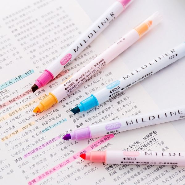 double headed highlighters for students school supplies drawing painting marker pen korean creative office stationery, Black;red
double headed highlighters for students school supplies drawing painting marker pen korean creative office stationery, Black;red